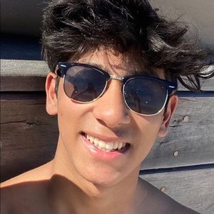 Meet your Posher, Barraq